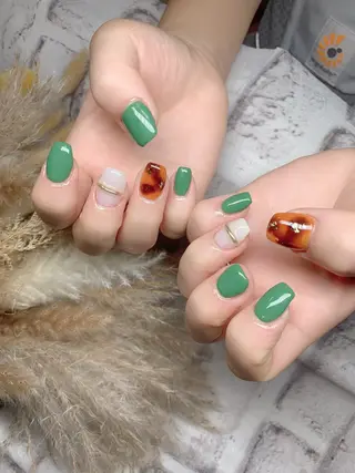 ネイル 💅ネイルハウス🏡 🎀TOMO🎀のネイルデザイン