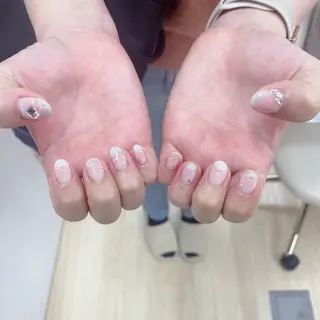 ネイル Bianca Nishikataの眉毛・アイブロウイメージ