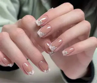 ネイル pink lady サロン・紬のネイルデザイン