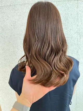 ミディアム カラー SOYON 🤍CHIZU🤍.のヘアスタイル