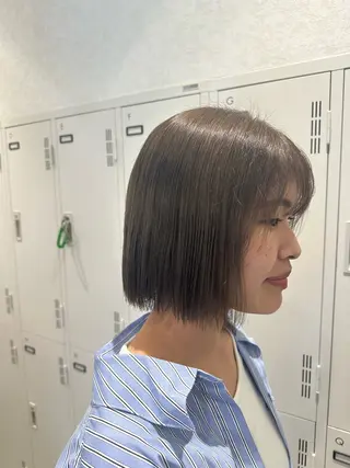 ミディアム カラー ミサキ￤ベージュ￤ ボブ￤カラーリストのヘアスタイル