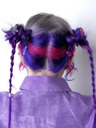 ロング ヘアアレンジ 推し活専用 【派手髪】飯野ゆかりのヘアスタイル