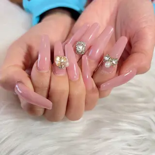 ネイル MignonReve所属・MignonReve 🎀Sayaのネイルデザイン