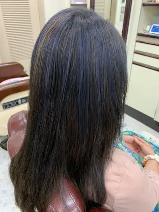カラー 竹内 秀美のヘアスタイル