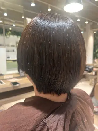 カラー 山田 奈央のヘアスタイル