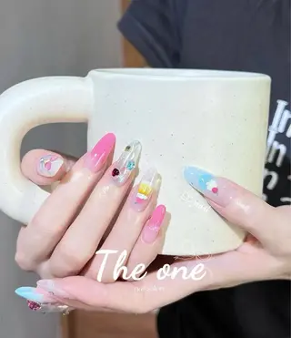 ネイル THE ONE 杉山のネイルデザイン