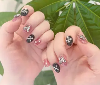 ネイル red veil所属・KANA ネイルのネイルデザイン