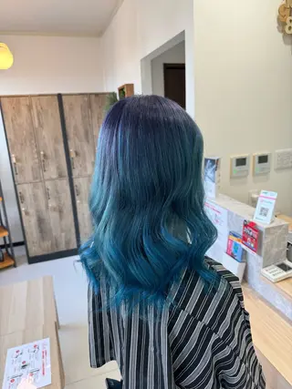 セミロング 手塚 麗のヘアスタイル