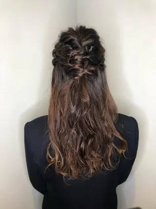 セミロング ヘアアレンジ 💎エクステ専門店 BIZE梅田🇰🇷のヘアスタイル