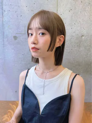 ショート カラー グレージュ/レイヤー /ボブ/moyu🎀のヘアスタイル