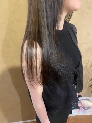 ロング やがい さくら 　MYAのヘアスタイル