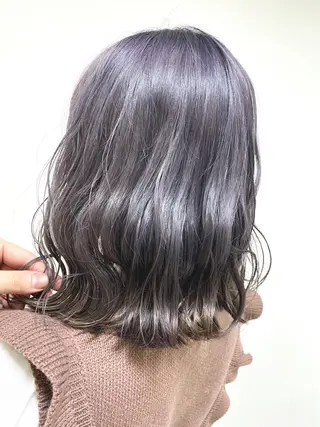 ミディアム カラー ベージュ指名No1 加賀詩織のヘアスタイル