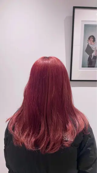 ロング カラー CYAN.栄店所属・久野 紗愛のヘアスタイル