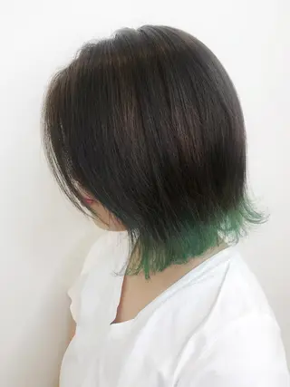 ショート カラー 湯浅 了一のヘアスタイル