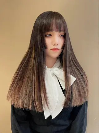 ロング カラー SALOWIN所属・ブリーチ✨ ボブ✨レイヤーのヘアスタイル