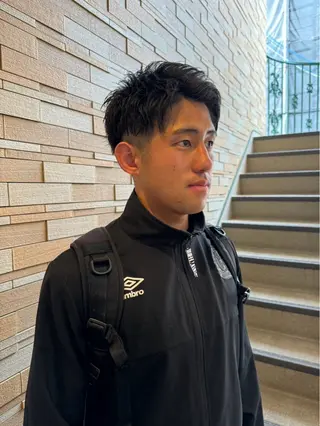メンズ chez-moi  igrek所属・坂下 海のヘアスタイル