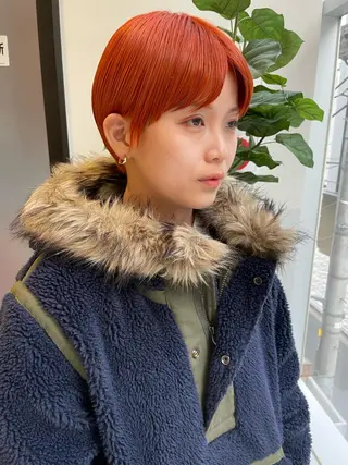 ショート カラー SALOWIN所属・ブリーチ✍️ ボブ✨レイヤーのヘアスタイル