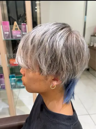 ショート カラー メンズ ハイトーン/レイヤー 藤田健太郎のヘアスタイル