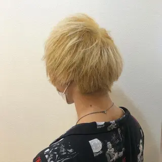 ショート カラー CREAPY所属・CREAPY　日向野 利菜のヘアスタイル