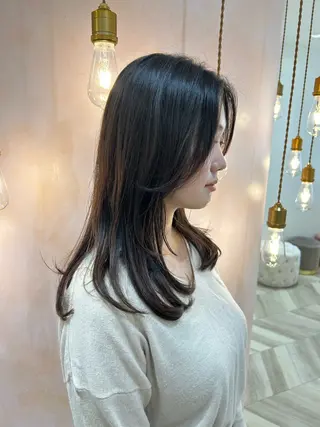 ロング 深谷 真見のヘアスタイル