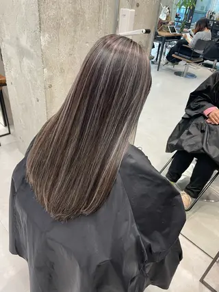 ロング 🦋MAHO🦋 デザインカラーのヘアスタイル