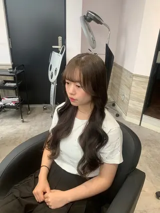 ロング shes茶屋町アリサ 🎀顔周り×韓国風のヘアスタイル