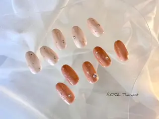 ネイル 【尾下】 ロイヤル•セラピストのネイルデザイン