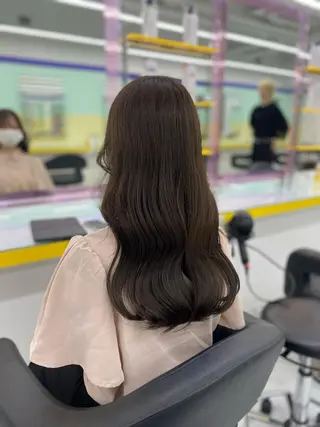 セミロング カラー パーマ ヘアアレンジ メンズ キッズ ネイル マツエク・マツパ アイブロウ Lumo所属・💖横浜ブリーチなし 💖MIHOのヘアスタイル