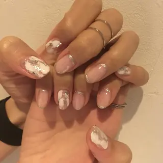 ネイル illfrere所属・illfrere イルフレール🌙のネイルデザイン