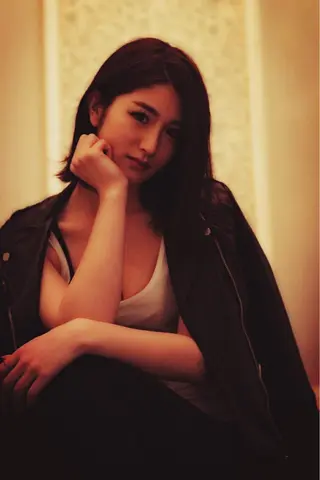 ミディアム graxi'    グラシー所属・ブリーチ/ハイトーン SERINAのヘアスタイル