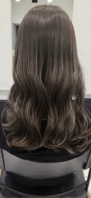 ロング カラー little×salt所属・透明感カラー✨️ 渋谷/ナカムラのヘアスタイル