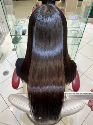 ロング 髪質改善美容師 鈴木のヘアスタイル