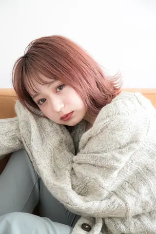 ショート カラー ☘️ブリーチ/ハイト ーン/レイヤー/のヘアスタイル