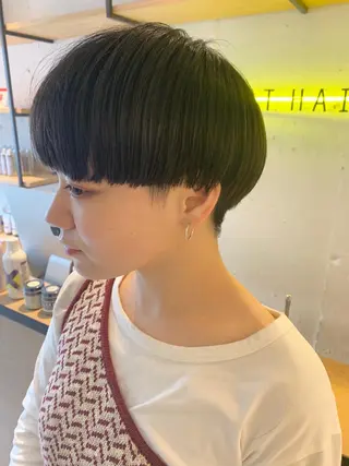 ショート カラー Fuuu《フゥ》所属・シノザキ シンゴのヘアスタイル