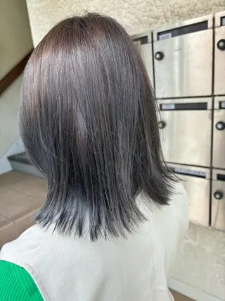 セミロング カラー 伊藤 那月のヘアスタイル