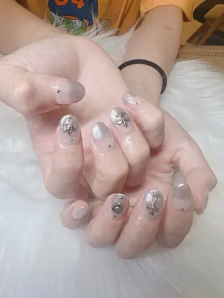ネイル 若狭 早希のネイルデザイン