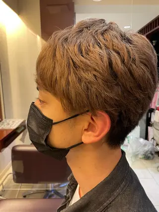 ショート こすげひろと カラー講師のヘアスタイル