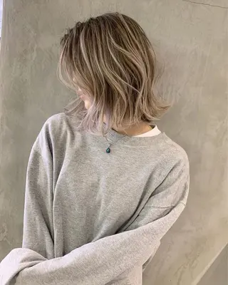 ミディアム カラー 🪱BAROQUE anzu📛のヘアスタイル