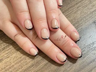 ネイル オーダーネイルチップ サロンcelebiのネイルデザイン
