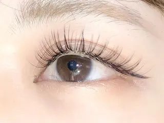 マツエク・マツパ 小関 茅里のマツエク・マツパデザイン