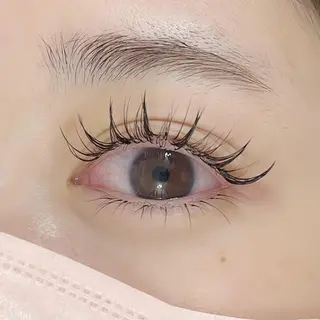 マツエク・マツパ Air+<PLUS>森下店所属・橋本 朋佳のマツエク・マツパデザイン