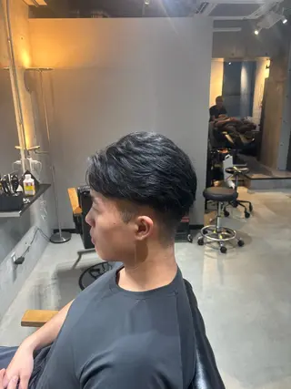 パーマ メンズ 心斎橋シャドウパーマ メンズウルフ高森蓮のヘアスタイル
