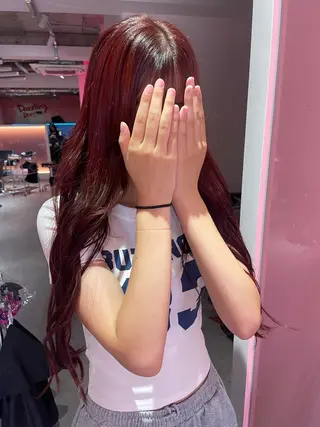 ロング カラー 柳 柚衣のヘアスタイル