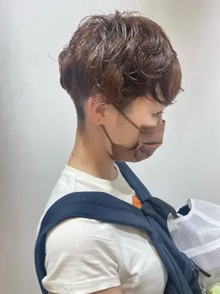 ショート カラー パーマ 🐺ウルフ/レイヤー 似合わせ‎🤍沙羅のヘアスタイル