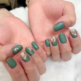 ネイル Nail & Eyelash　BEAUTY LINE所属・上原 千帆のネイルデザイン