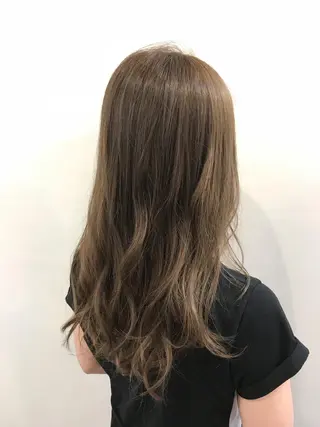 セミロング カラー 平尾 拓也のヘアスタイル