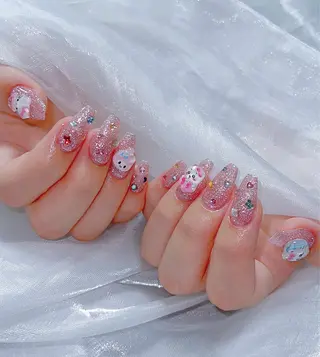 ネイル LilyLala Nail所属・LilyLala Nailsalonのネイルデザイン