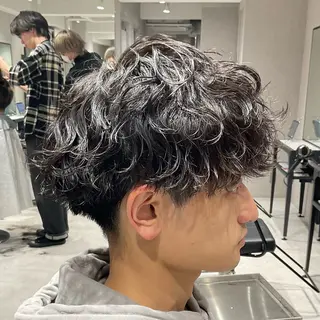 パーマ 曲がる縮毛/カルマパ ーマ/池袋/横村大全のヘアスタイル