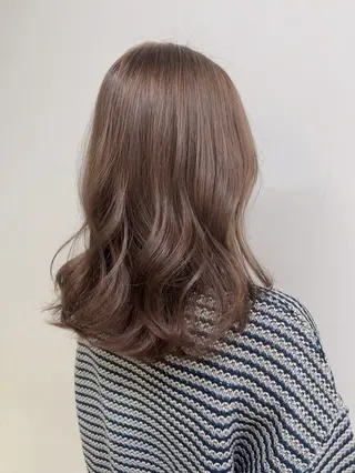 ロング メンズ 艶感ミルクティー🤍 色落ち綺麗🤍ともやのヘアスタイル