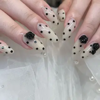 ネイル 内田 里穂のネイルデザイン